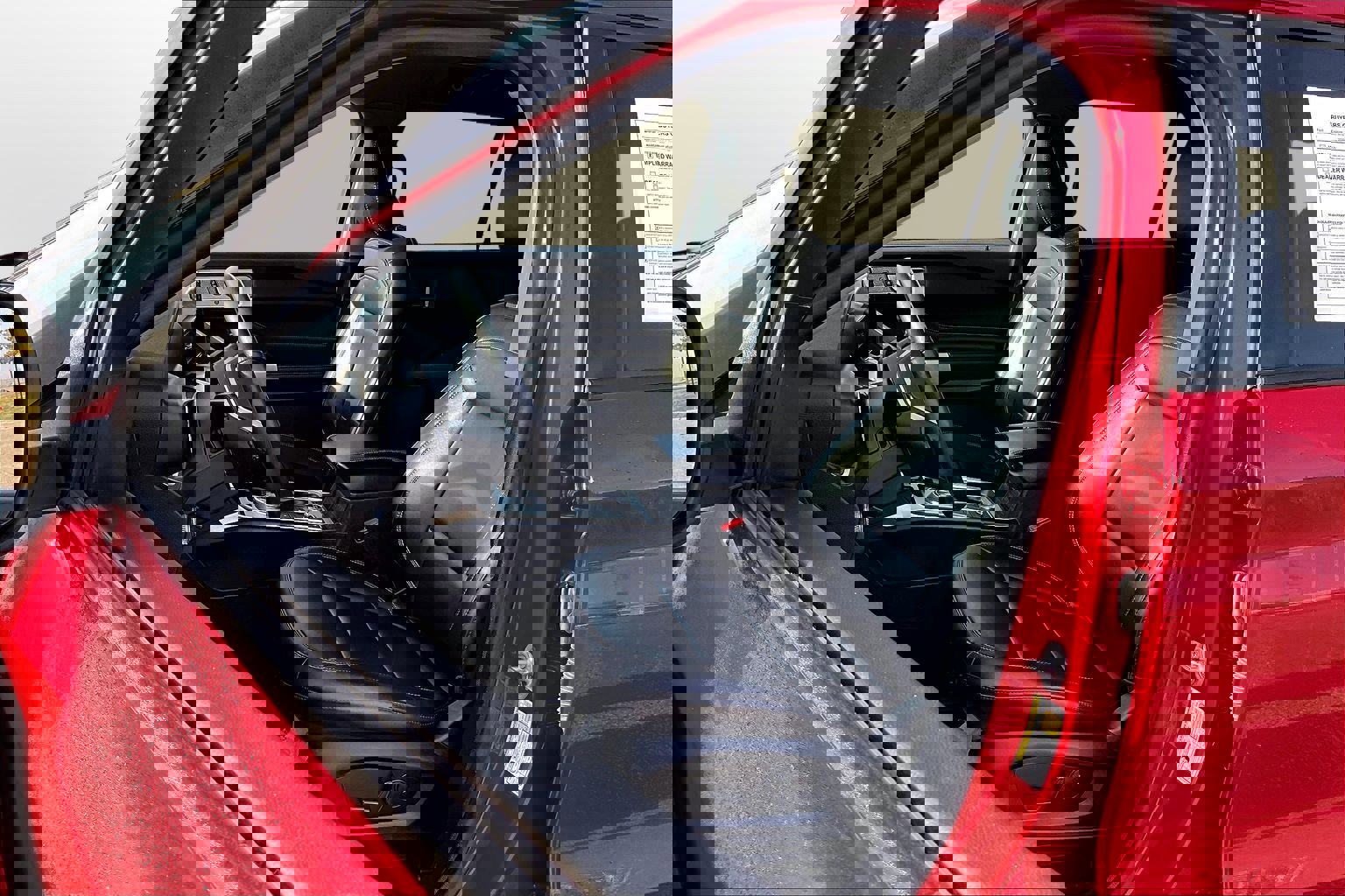 Used 2022 Ford Explorer XLT w/ Equipment Group 202A image 16