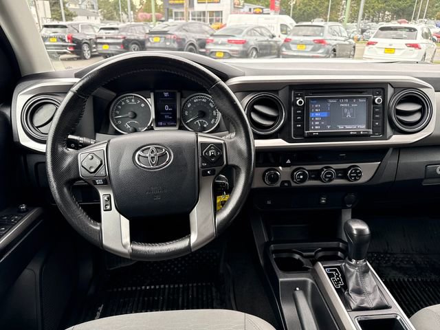 Used 2017 Toyota Tacoma SR5 w/ Tow Package AWD/4WD image 21