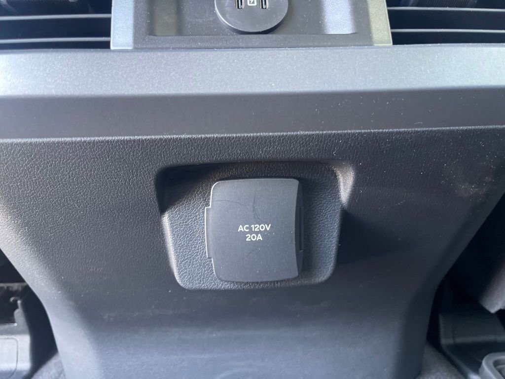 New 2025 Ford F250 Lariat w/ Lariat Ultimate Package image 15