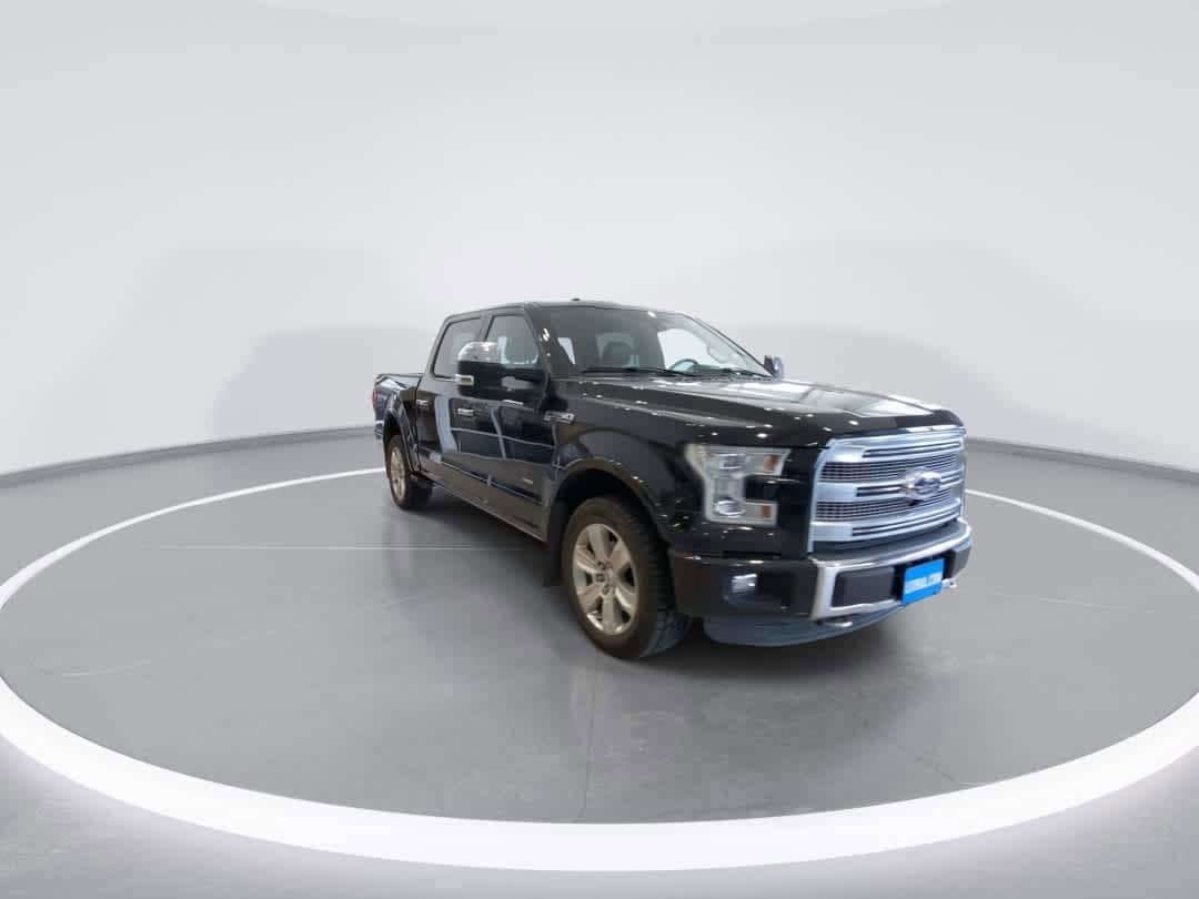 Used 2015 Ford F150 Platinum w/ Equipment Group 701A Luxury AWD/4WD image 2