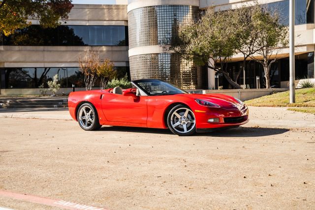 Used 2006 Chevrolet Corvette Convertible w/ Preferred Equipment Group image 15