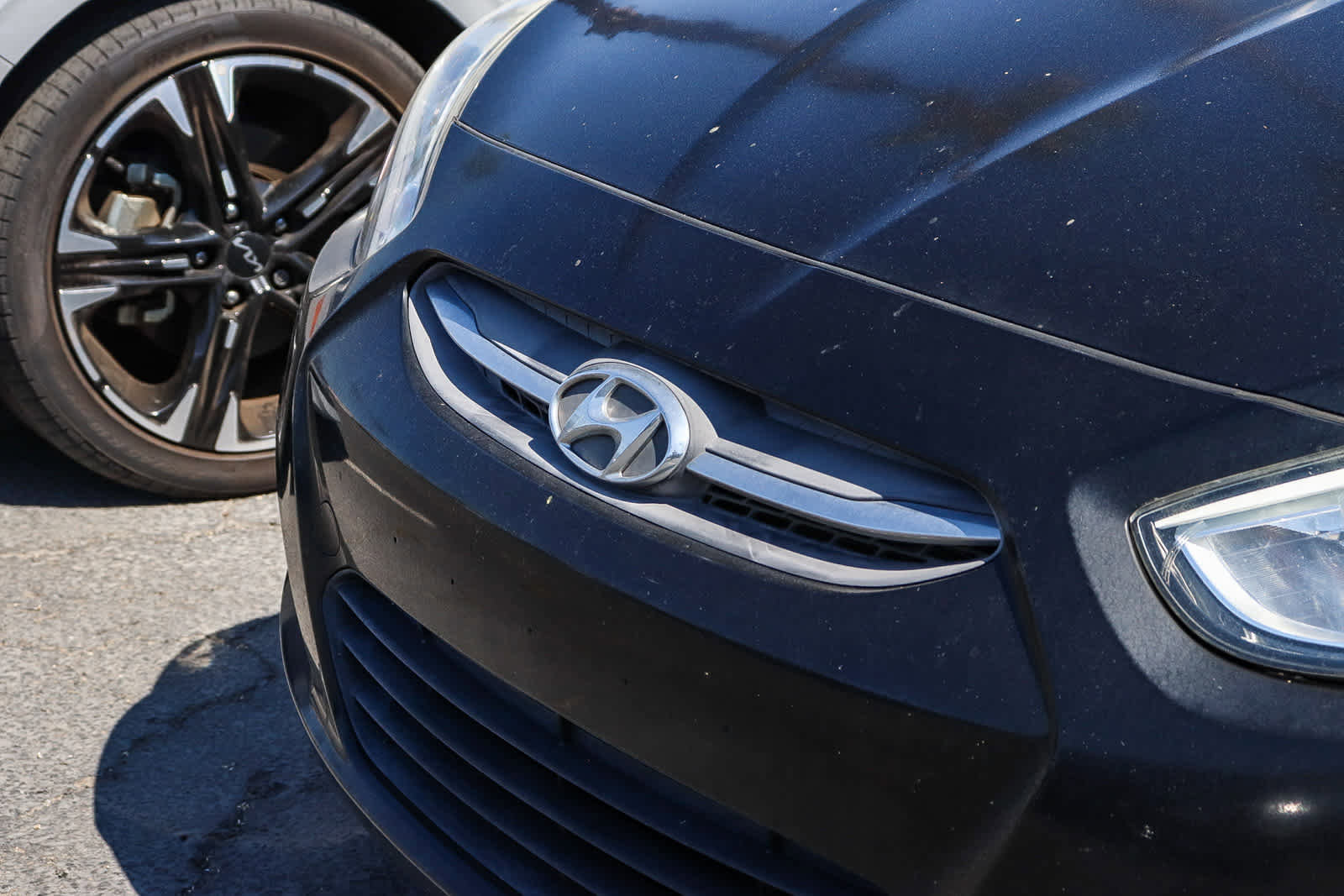 Used 2016 Hyundai Accent SE image 3