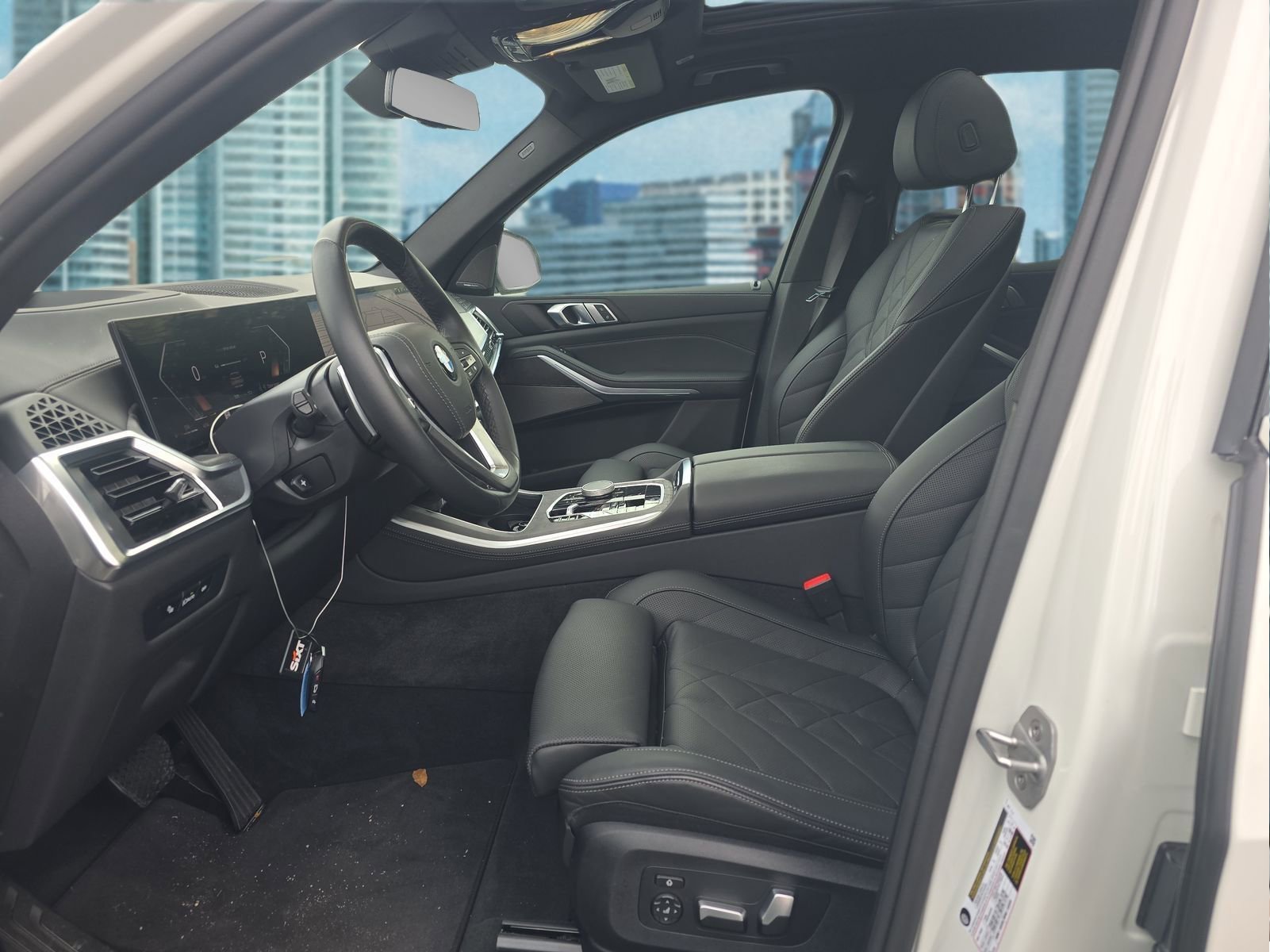 Used 2026 BMW X5 sDrive40i image 14