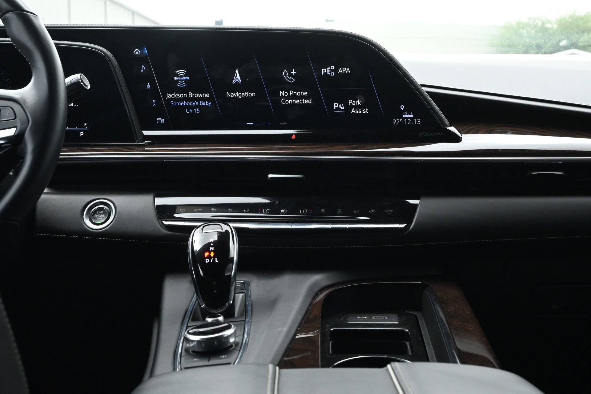 Certified 2023 Cadillac Escalade Premium Luxury Platinum AWD/4WD image 10