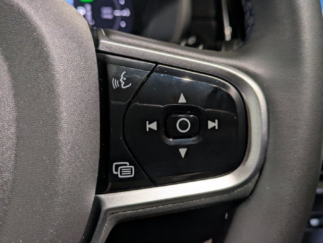 New 2026 Volvo XC90 T8 Plus w/ Protection Package AWD/4WD image 19