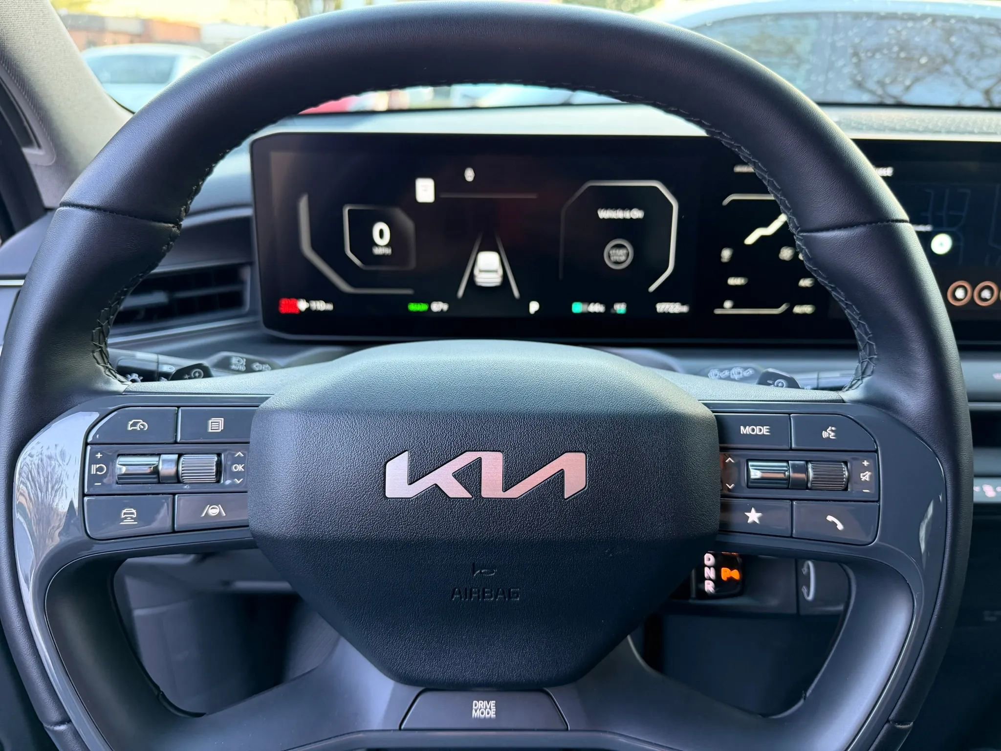 Used 2024 Kia EV9 Light Long Range image 25