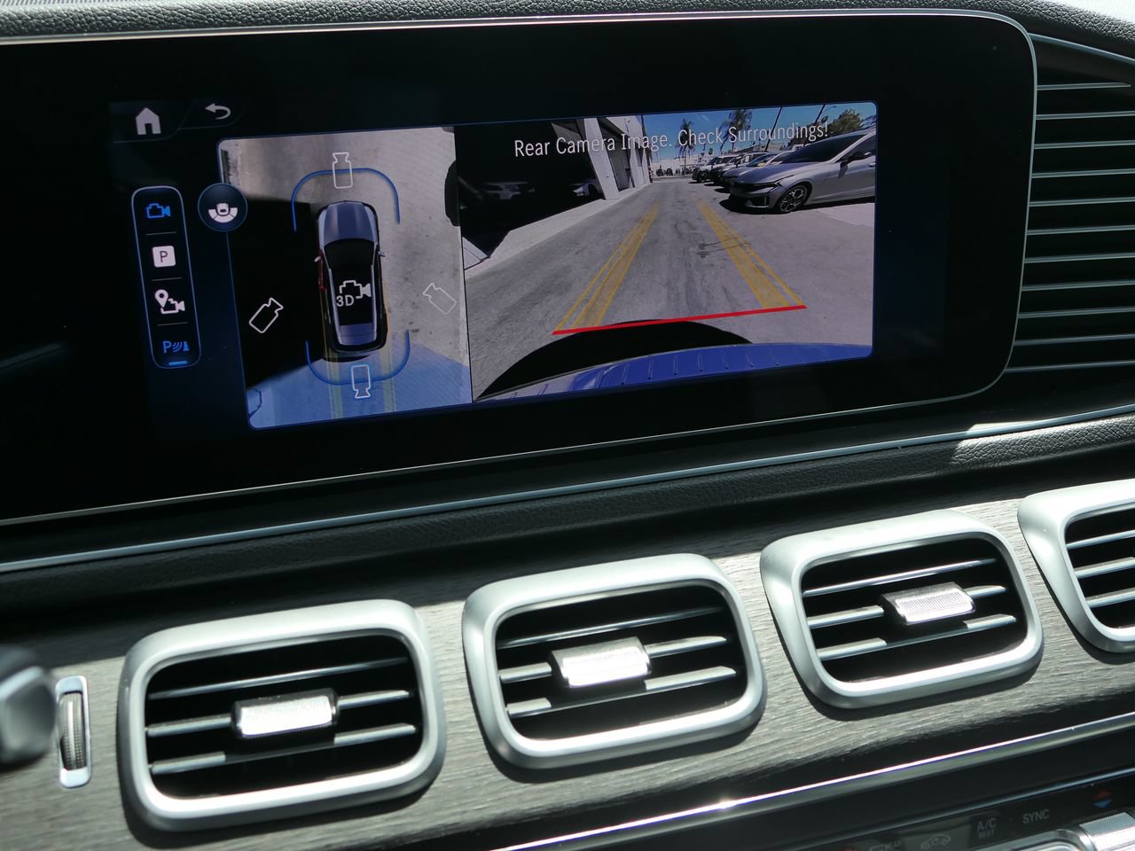 Used 2025 Mercedes-Benz GLE 450 4MATIC image 19