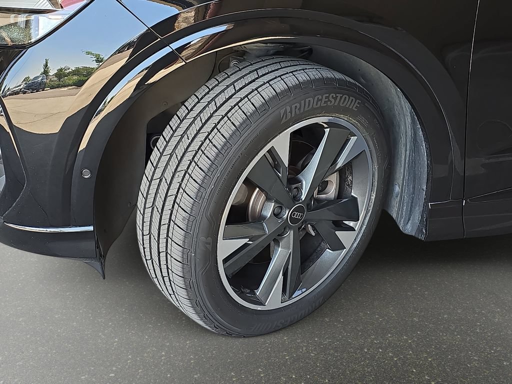 Certified 2023 Audi Q4 e-tron Premium Plus AWD/4WD image 30