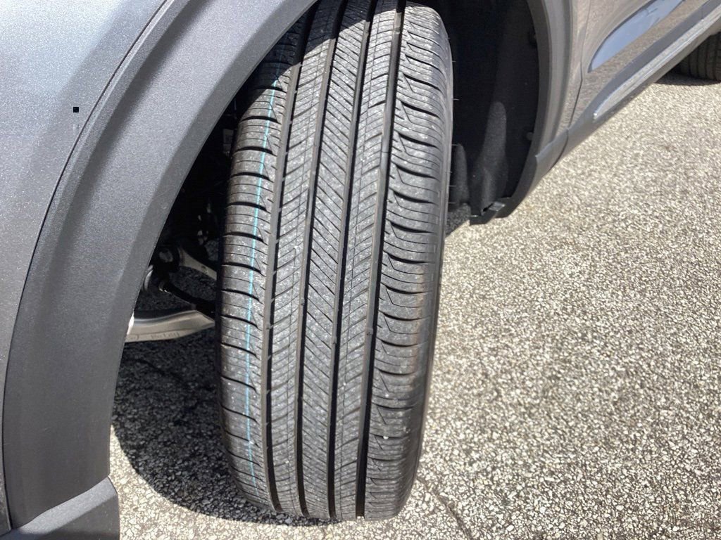 New 2025 Ford Explorer Active w/ Active Comfort Package image 21