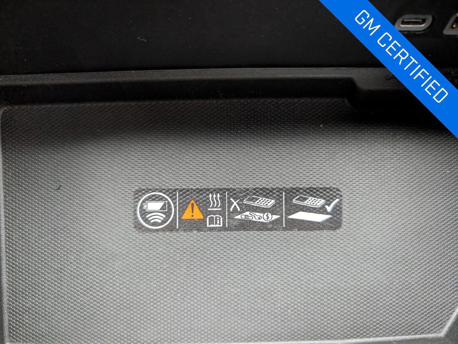 Used 2025 GMC Yukon AT4 Ultimate w/ LPO, Floor Liner Package image 29