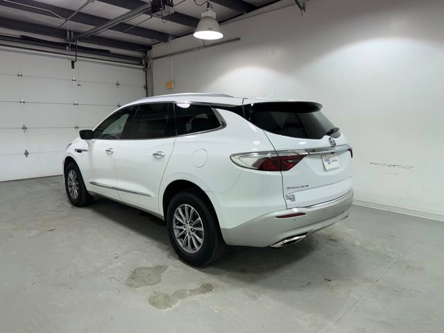 Certified 2024 Buick Enclave Essence image 5