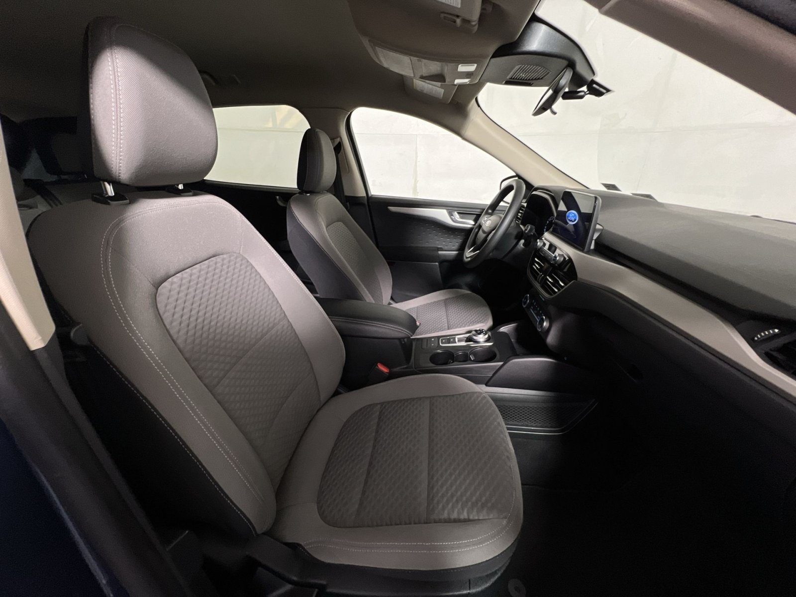 Used 2020 Ford Escape SE FWD image 26