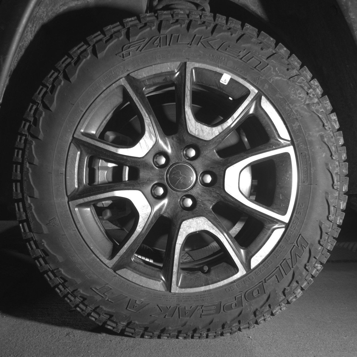 Used 2025 Jeep Compass Trailhawk image 12