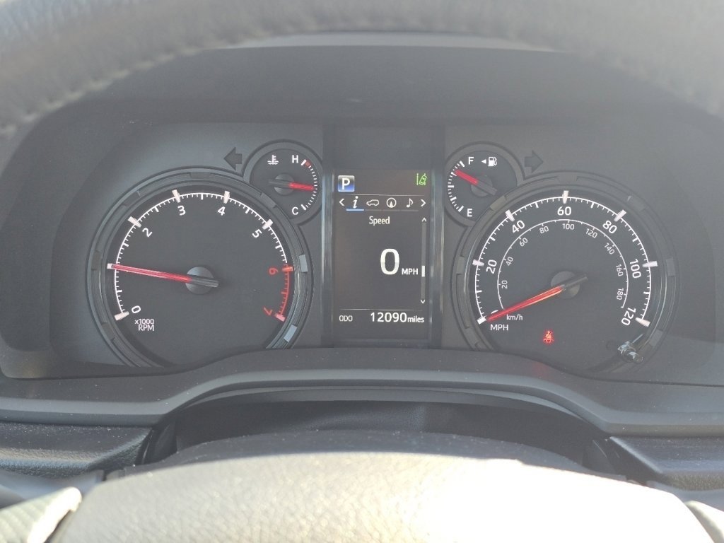 Used 2023 Toyota 4Runner SR5 Premium w/ Moonroof Package image 26