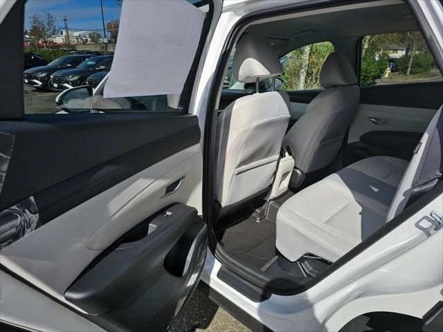 New 2026 Hyundai Tucson SEL AWD/4WD image 13