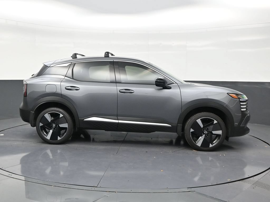Used 2026 Nissan Kicks SR FWD image 6