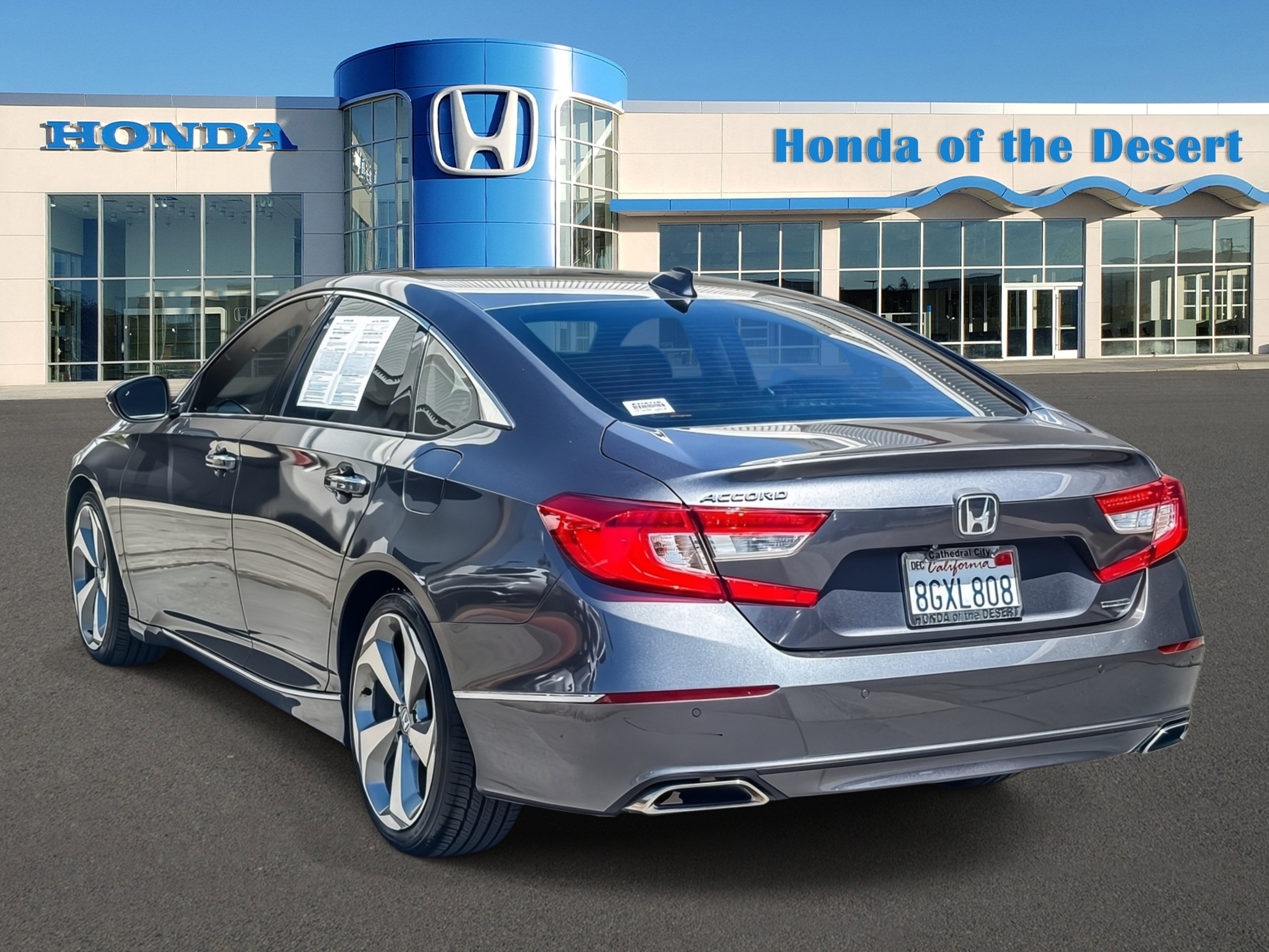 Used 2018 Honda Accord Touring image 5
