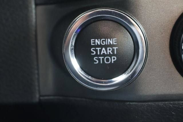 Used 2021 Toyota Tacoma TRD Off-Road AWD/4WD image 17