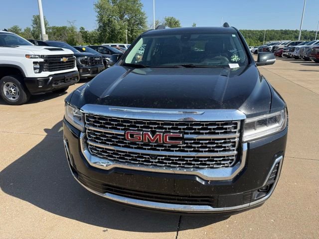 Used 2023 GMC Acadia Denali w/ Denali Ultimate Package AWD/4WD image 8