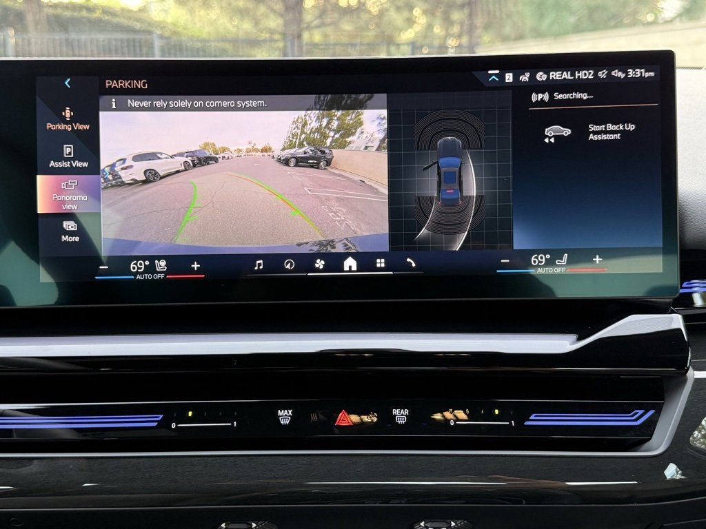 Used 2025 BMW 530i w/ M Sport Package image 30