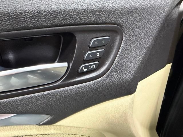 Used 2020 Acura MDX SH-AWD w/ Technology Package image 25