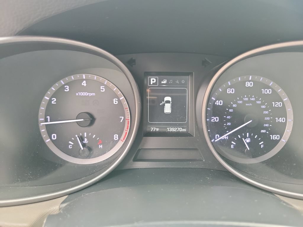 Used 2018 Hyundai Santa Fe Sport w/ 2.4L Value Package 02 FWD image 25