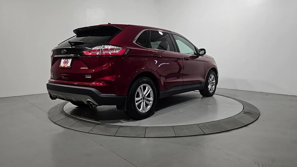 Used 2019 Ford Edge SEL w/ Equipment Group 201A FWD image 5