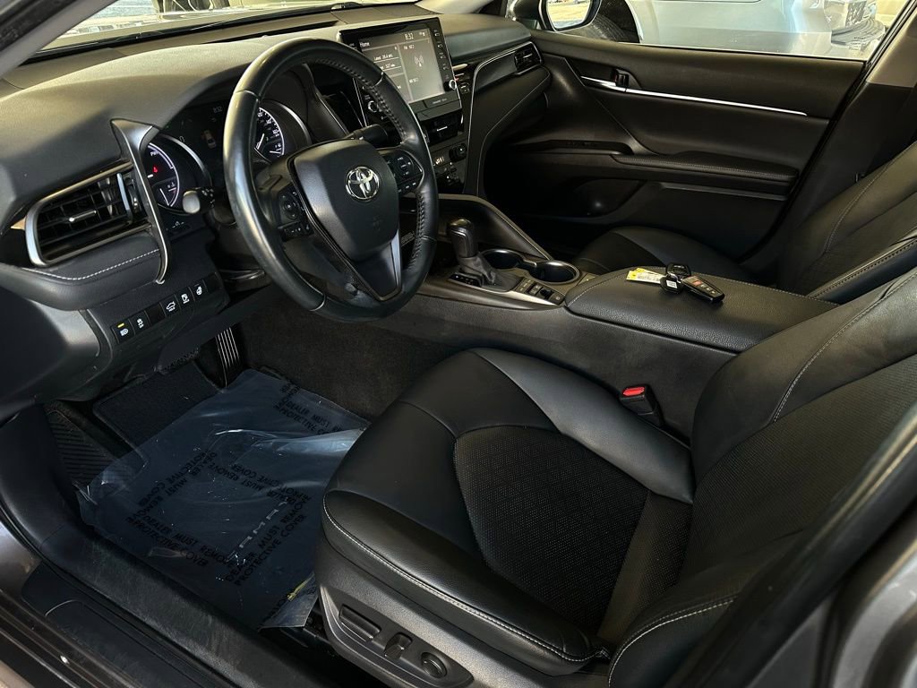 Used 2021 Toyota Camry XSE w/ Cold Weather Package image 10