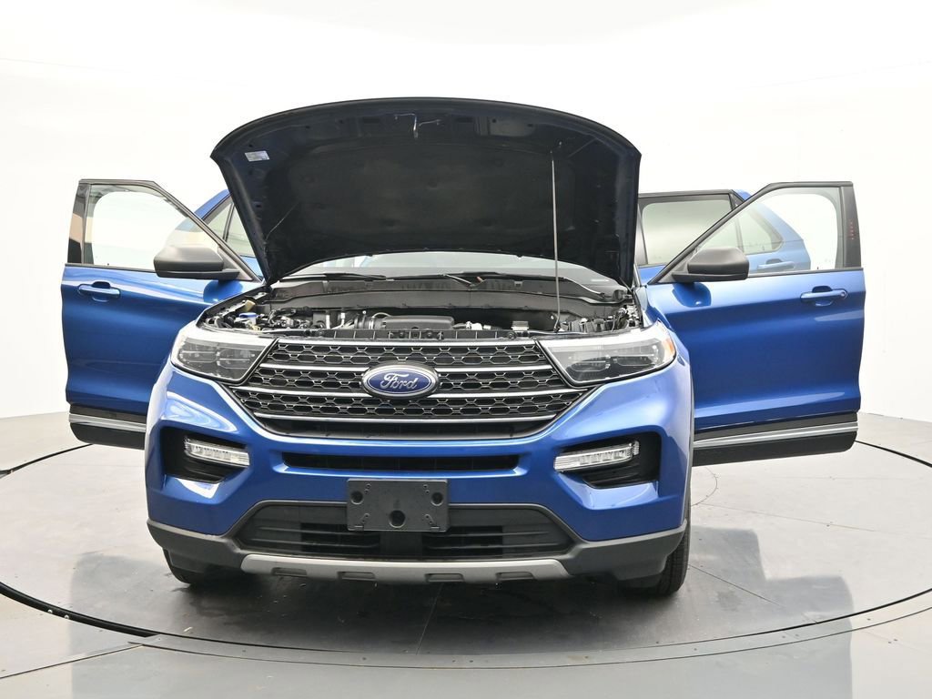 Used 2023 Ford Explorer XLT w/ Equipment Group 202A image 43