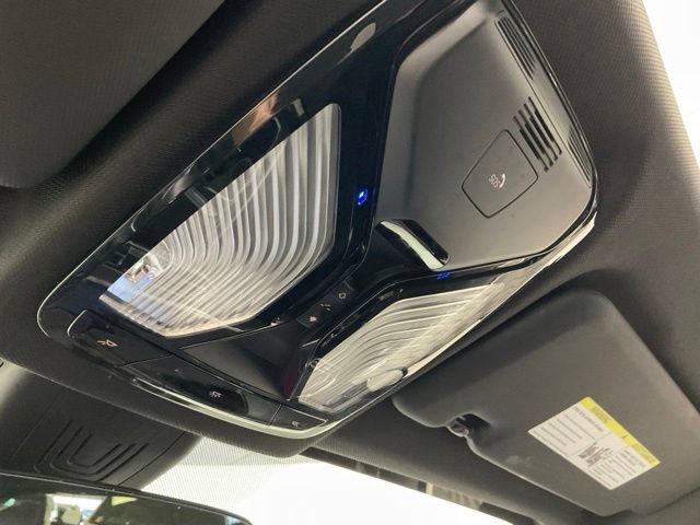 Used 2022 BMW X5 xDrive40i w/ Premium Package AWD/4WD image 22