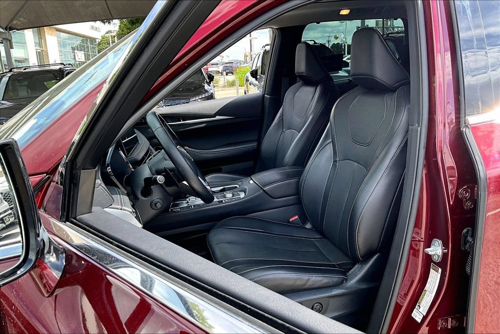 Certified 2023 INFINITI QX60 Sensory w/ Cargo Package FWD image 36