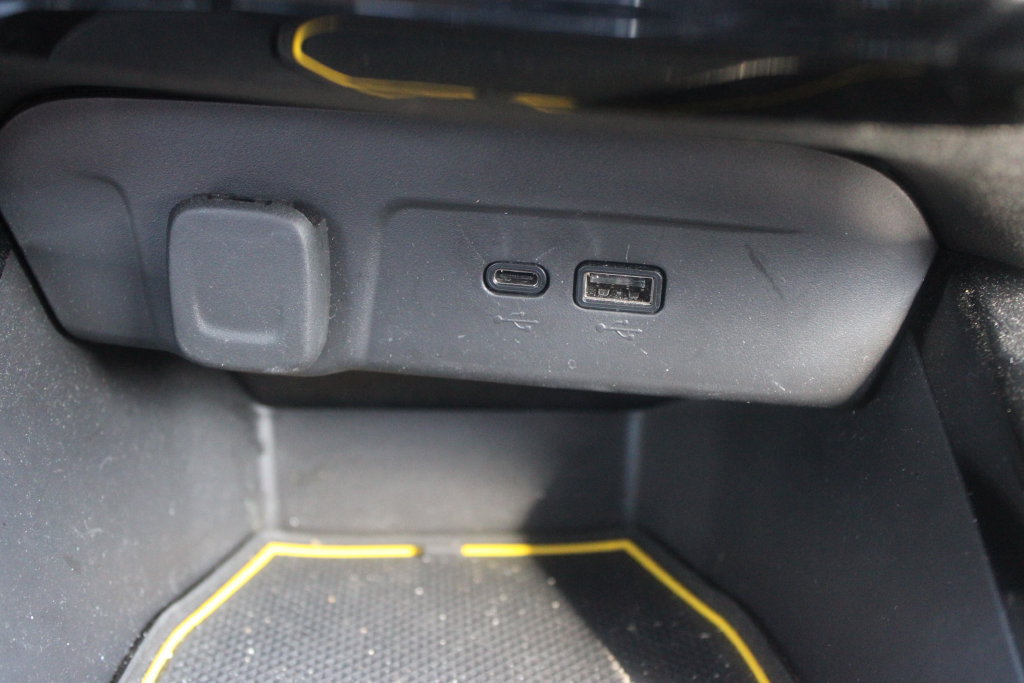 Used 2025 Chevrolet Trax ACTIV w/ Driver Confidence Package FWD image 31