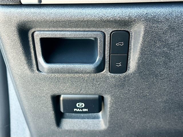 Used 2025 Ford Expedition Max Active RWD image 10