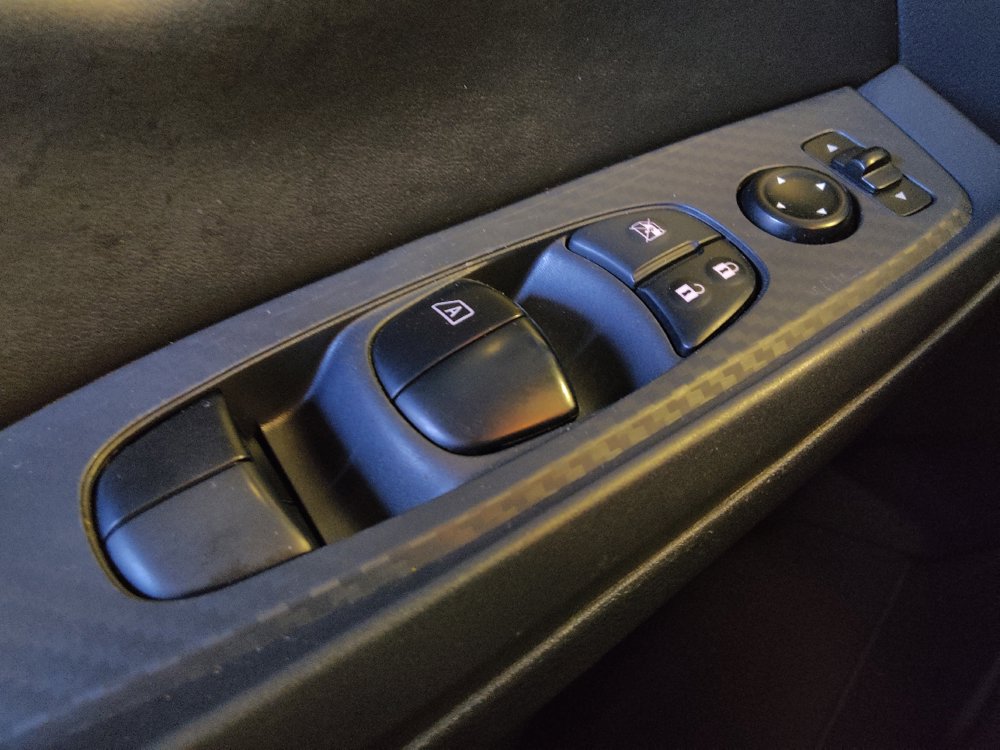 Used 2025 Nissan Sentra S FWD image 27