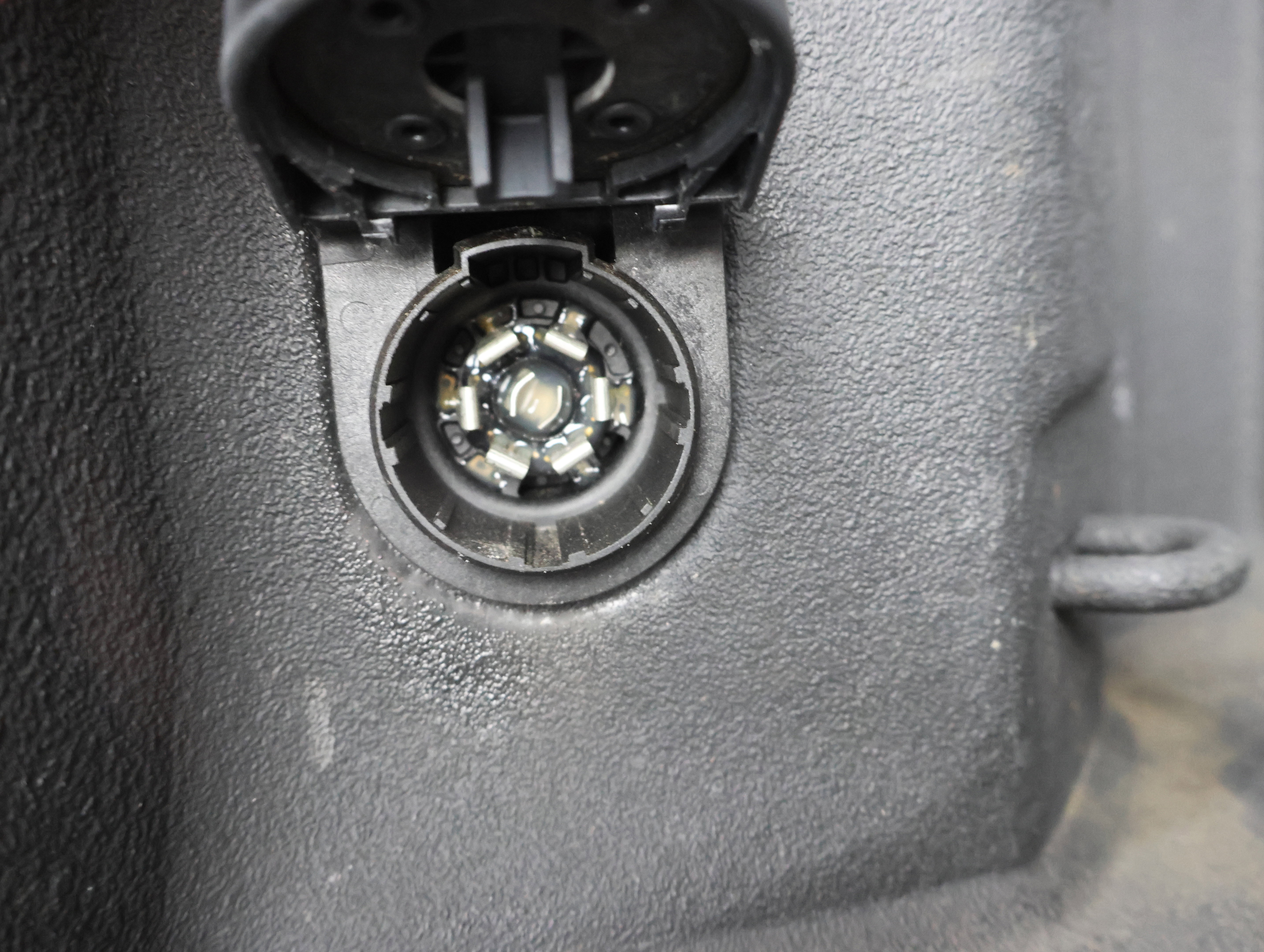 Used 2021 Chevrolet Silverado 2500 High Country w/ Z71 Off-Road Package AWD/4WD image 35