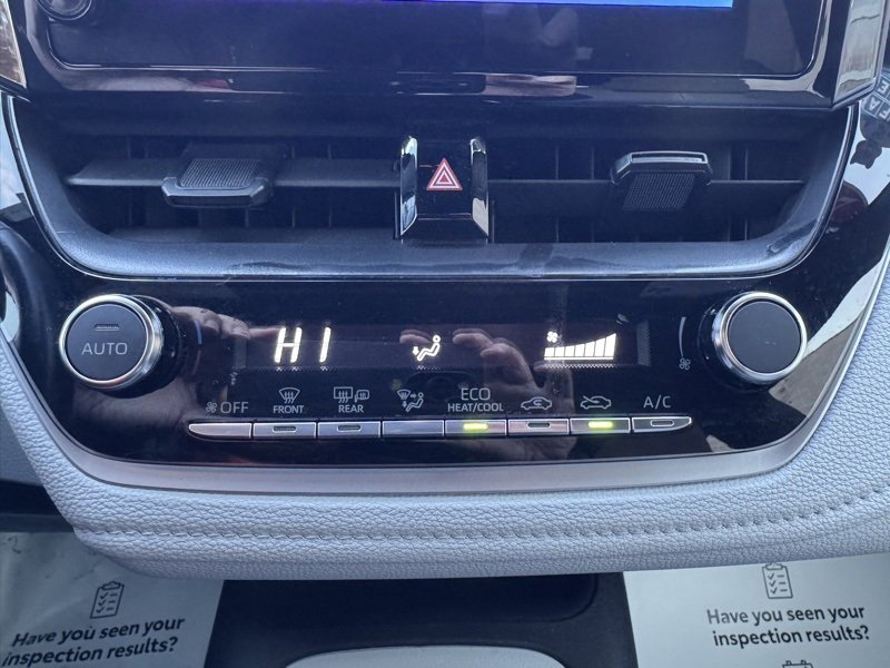 Used 2023 Toyota Corolla SE image 29