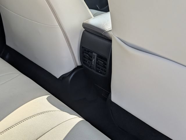 Certified 2022 Toyota Corolla Cross XLE w/ Convenience Package FWD image 33