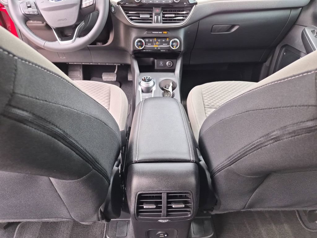 Used 2021 Ford Escape SE w/ SE Sport Appearance Package FWD image 31