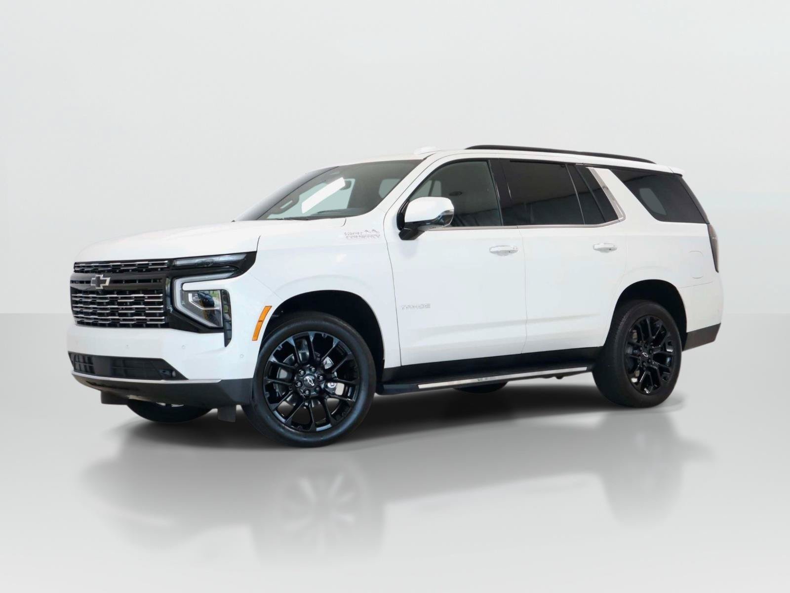 Used 2025 Chevrolet Tahoe High Country AWD/4WD image 1