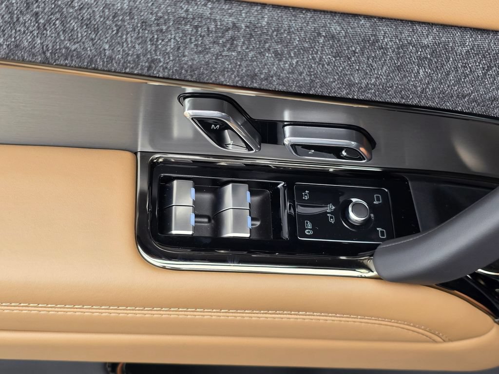 New 2026 Land Rover Range Rover Sport SE AWD/4WD image 29
