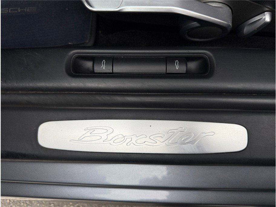 Used 2006 Porsche Boxster image 30