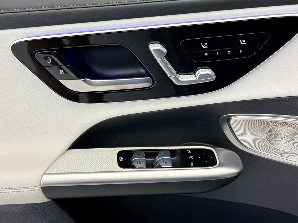 Certified 2023 Mercedes-Benz GLC 300 image 22
