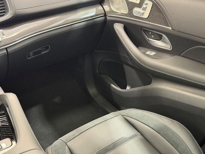 New 2026 Mercedes-Benz GLE 53 AMG 4MATIC image 9