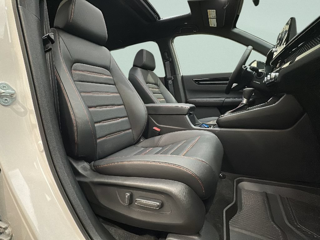 Certified 2026 Honda CR-V Sport Touring image 16