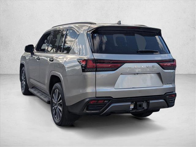 Used 2023 Lexus LX 600 4WD w/ Premium Package image 7