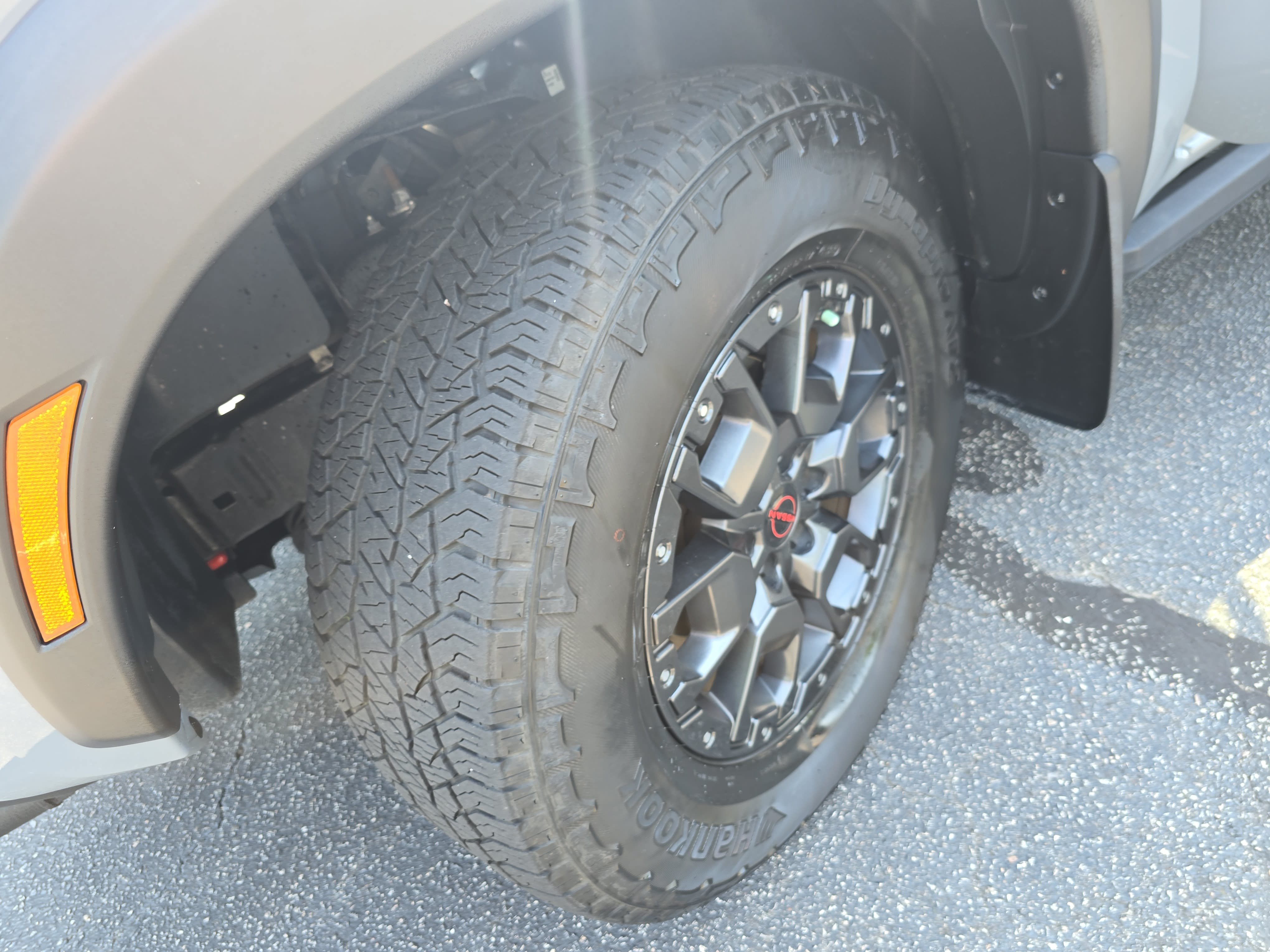 Used 2023 Nissan Frontier PRO-4X w/ Pro-4X Premium Package AWD/4WD image 33