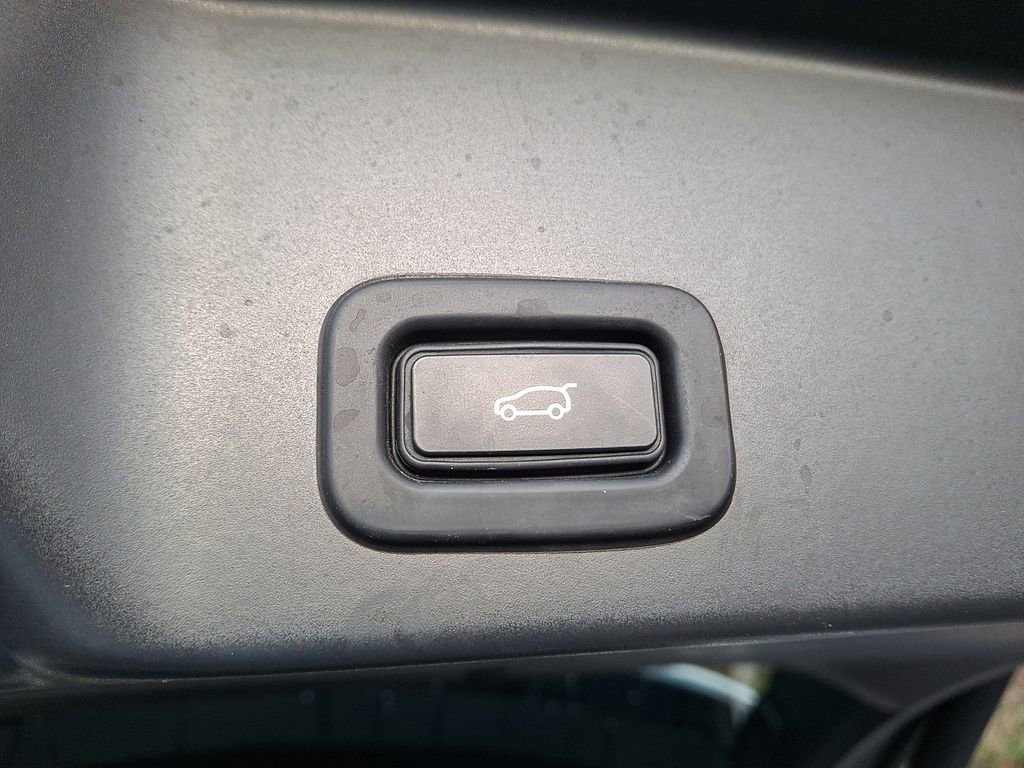 Used 2020 Land Rover Range Rover Evoque SE AWD/4WD image 29