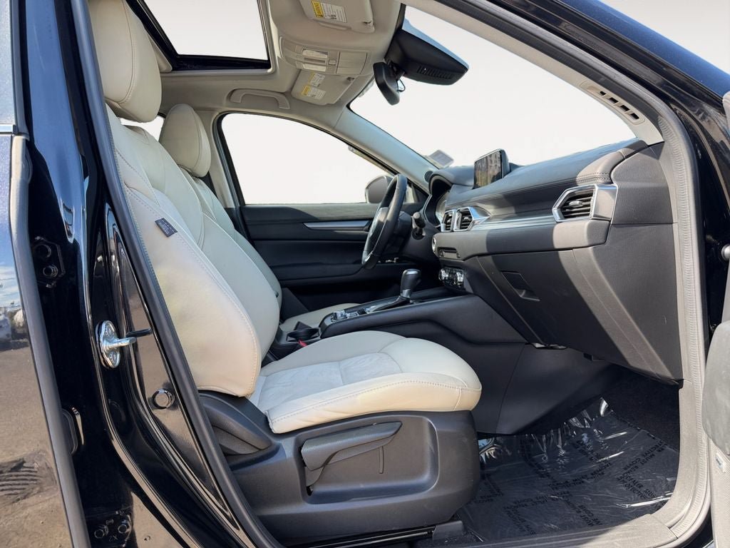 Used 2018 MAZDA CX-5 Touring w/ Preferred Equipment Package AWD/4WD image 24