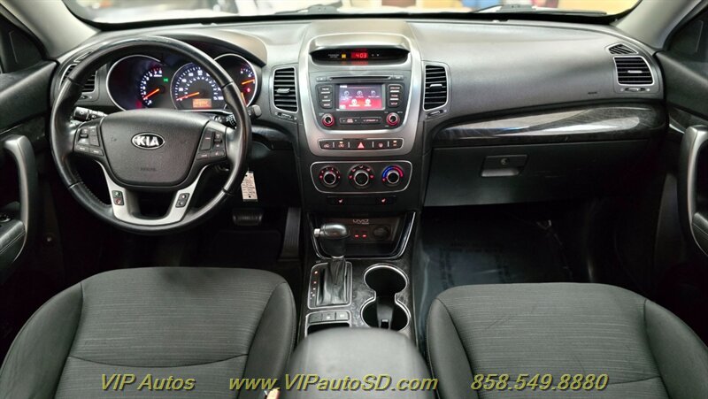 Used 2014 Kia Sorento LX FWD image 18