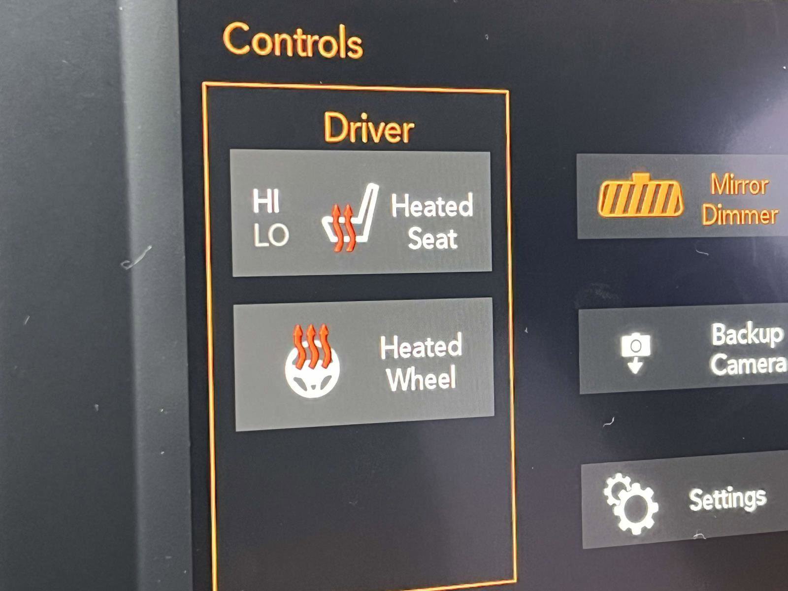 Used 2023 Jeep Cherokee Altitude Lux image 15